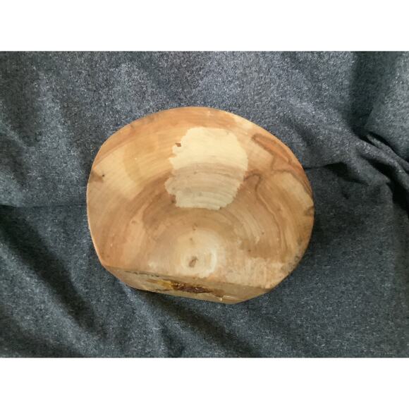 Handcrafted aspen wood votive, tealight candle holder - Picture 4 of 4